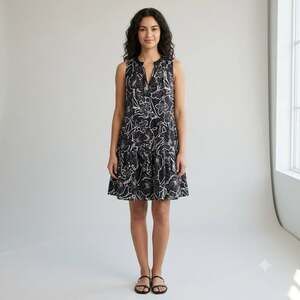 Steve Madden Sleeveless Tiered Cotton Mini Dress in Black Floral Print Z135JC